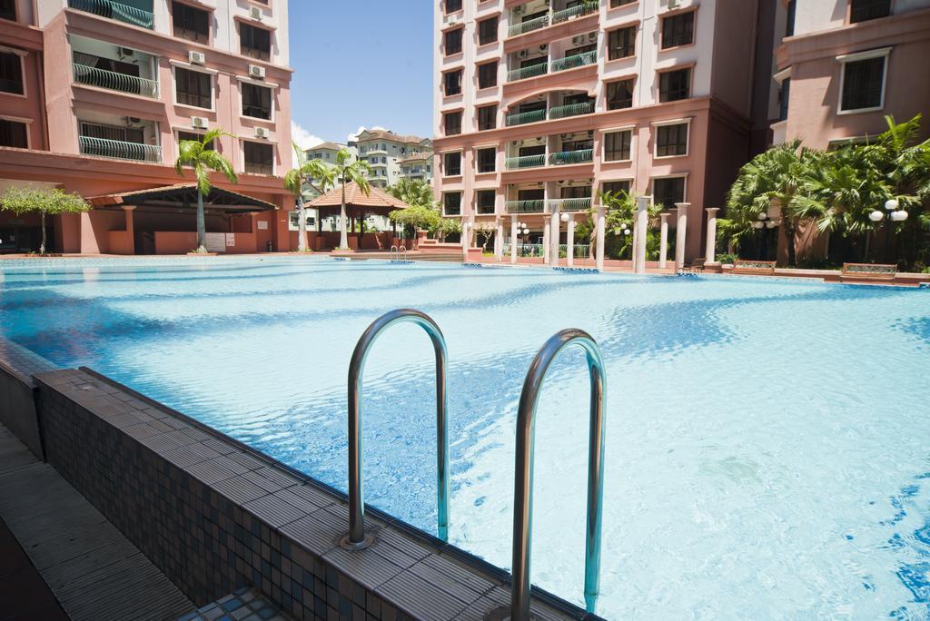 דירות קוטה קינבלו Nana Marina Court מראה חיצוני תמונה